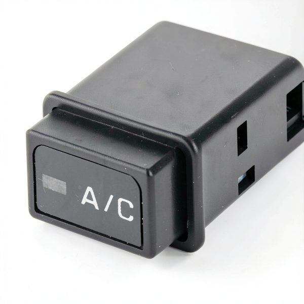 YYQTGG Push Button Switch 12V Metal-8